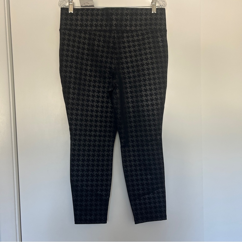 Torrid Pull-On Pocket Pixie Leggings - image 3